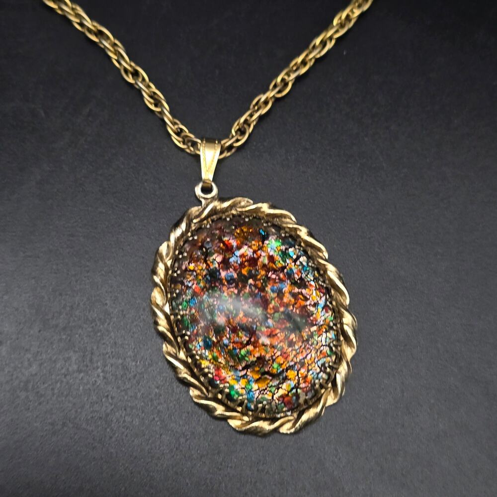 Vintage Faux Fire Opal Pendant Necklace Gold Tone Oval 1970s Jewelry